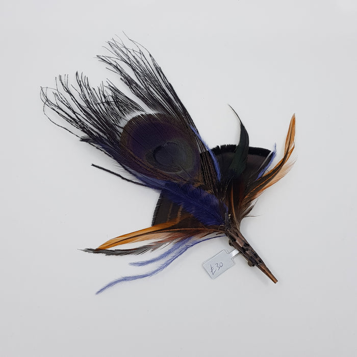 Feather Brooch (LP80K)