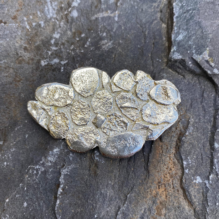 Ovoid Brooch, pebbles & boulders' series, (UAP392)