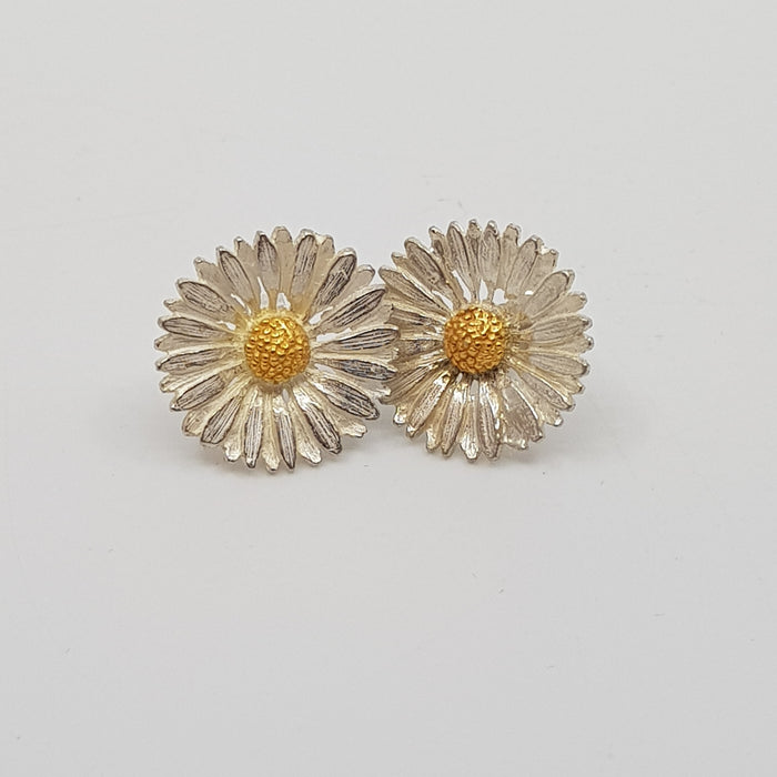 Daisy stud earrings (TB1)