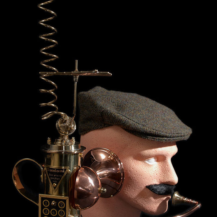 News - Nigel Williams' 'Darfoni Pocket Wireless Communicator'