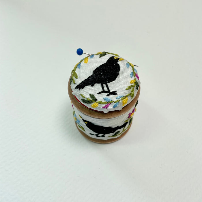 Blackbird & Forget-me-not embroidered cotton reel with button and pin cushion( LW352)