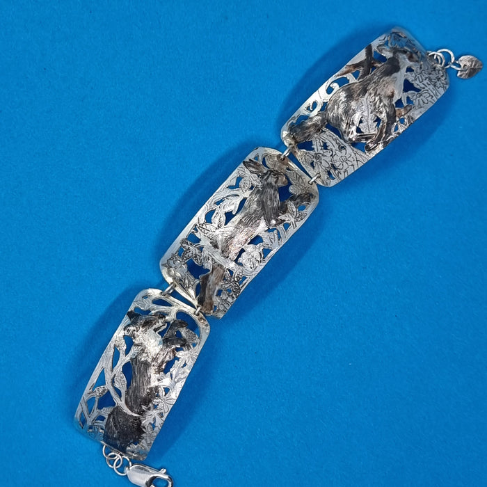 Hare and Foxes Bracelet (ED290)