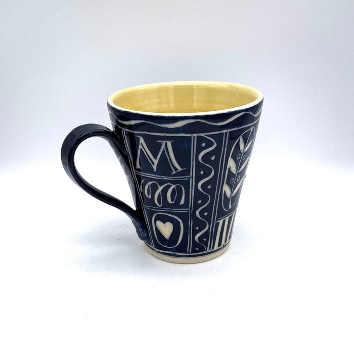 'Engraved' Tall mug (AH722A)