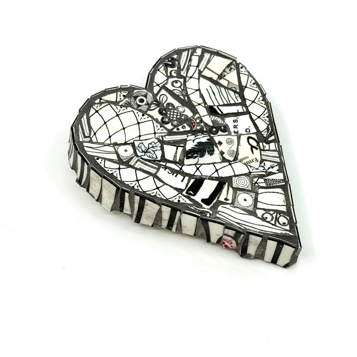 Black and White Heart (CM316)