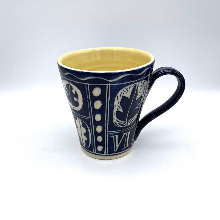 'Engraved' Tall mug (AH722A)