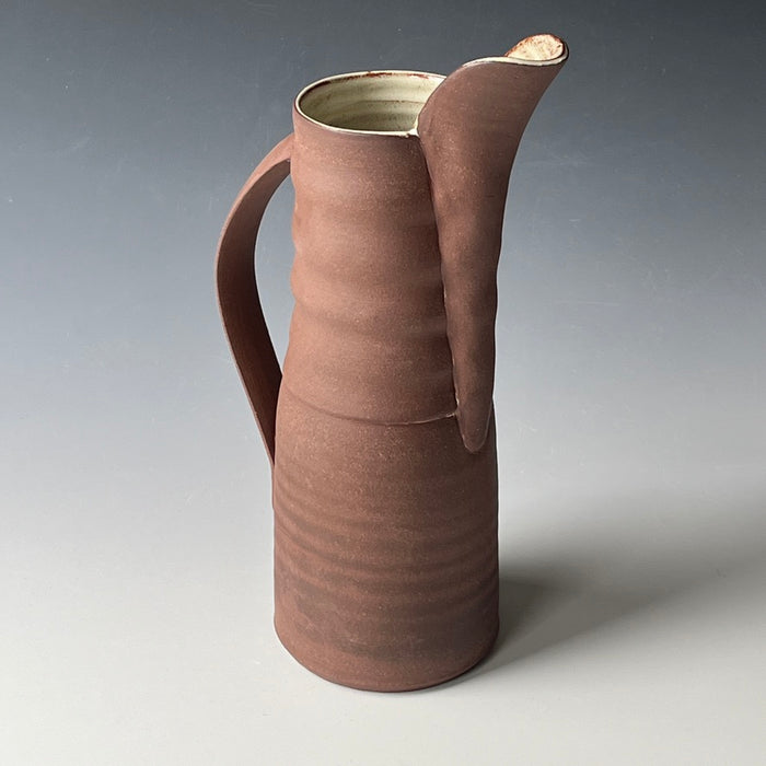 Medium jug (AY120)