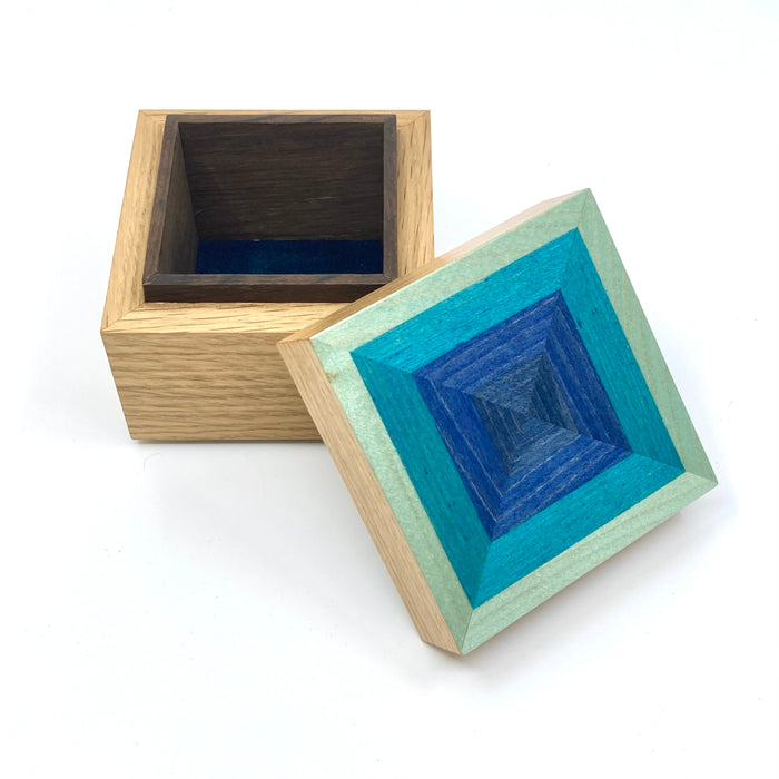 Blue Prism Cube Box (KS48)