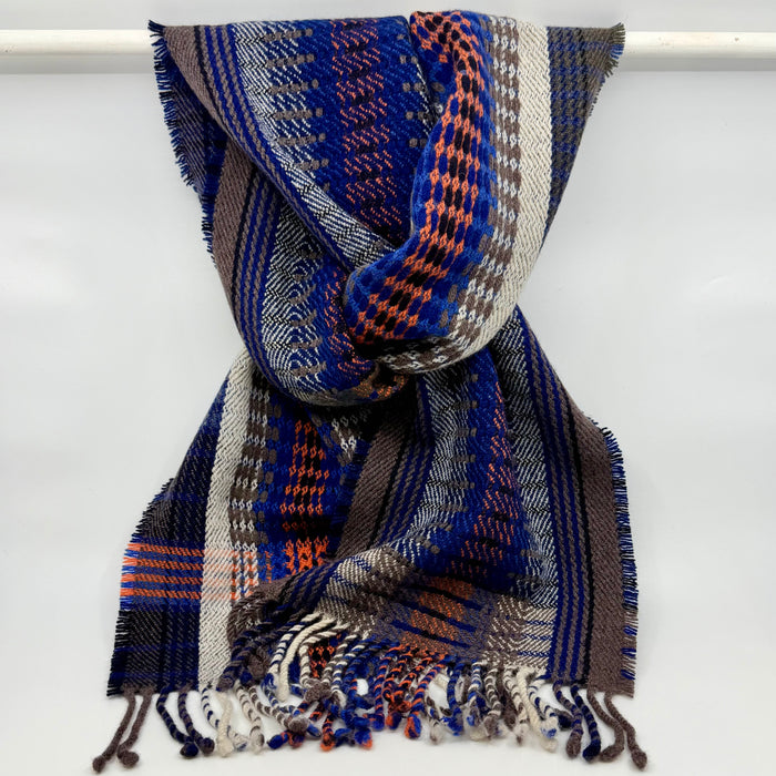 'Swallow' Handwoven Lambswool Scarf (HF60)
