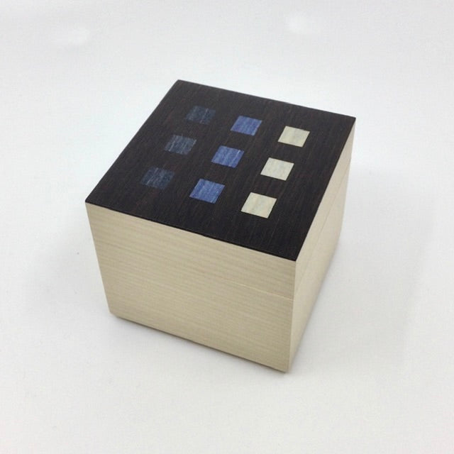 Blue Grid Cube Box (KS26)