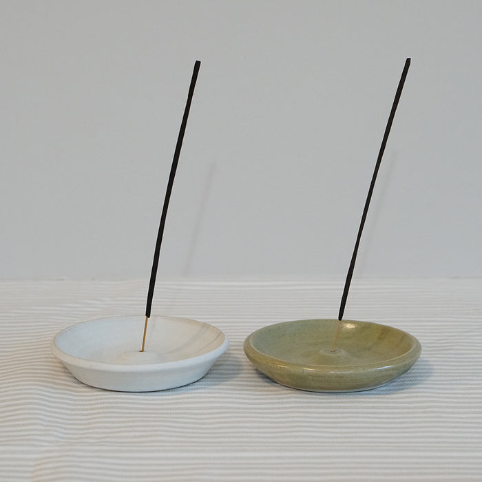Green stoneware incense holder (SJN32B)