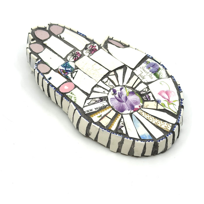 Sweet Pea Hand (CM311)