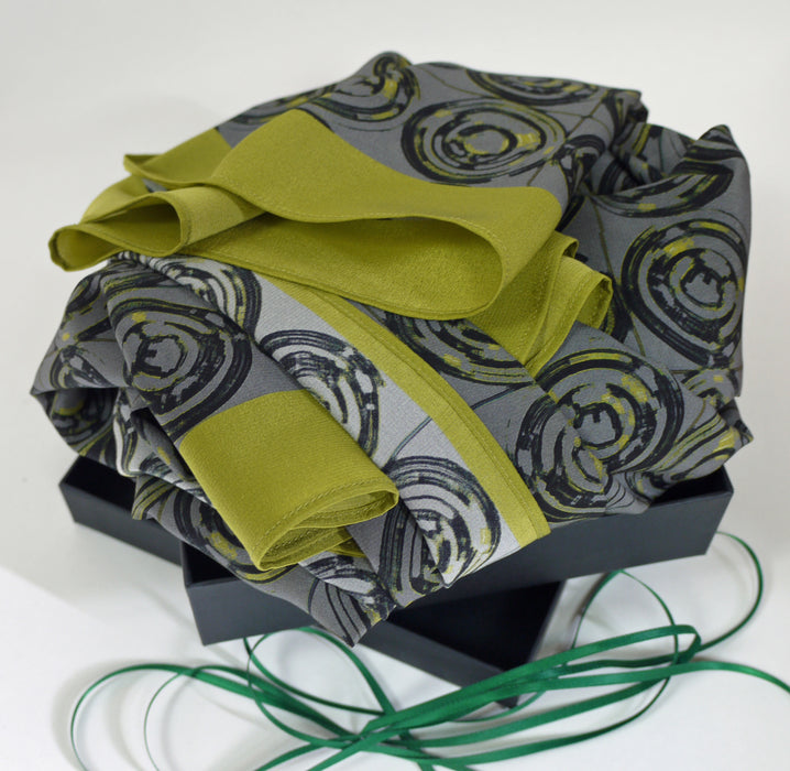 'In Focus Grey' silk scarf (AN342)