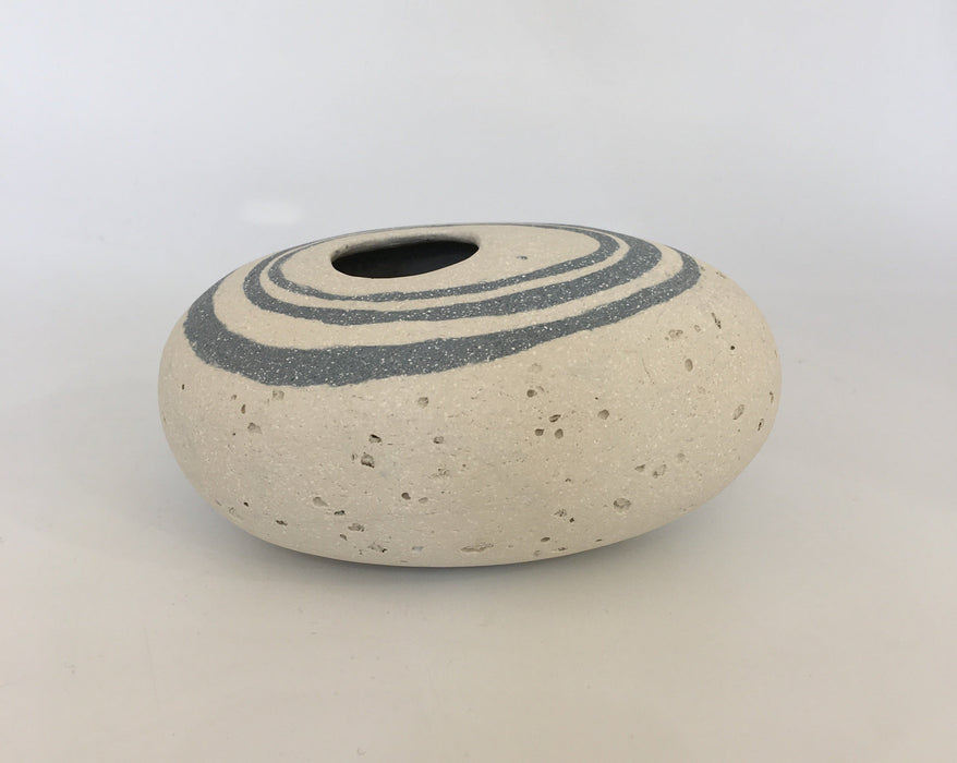 Pebble Form, white, grey bands (AJ9)