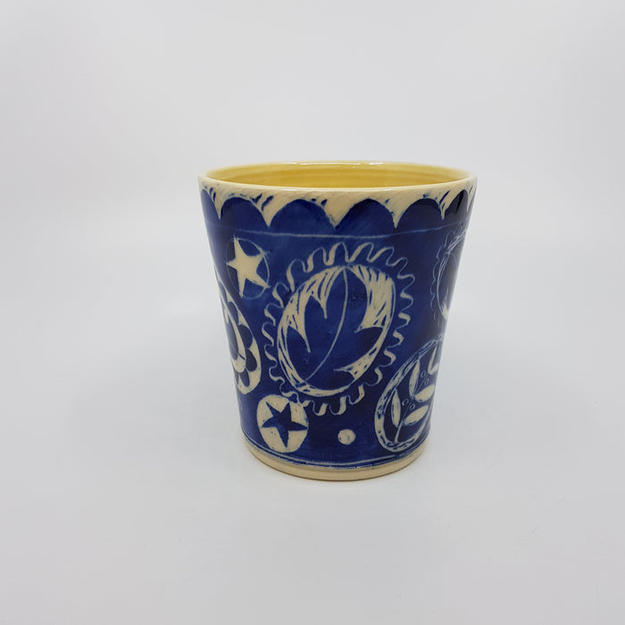 'Engraved' Flared mug, large, blue (AH671A)