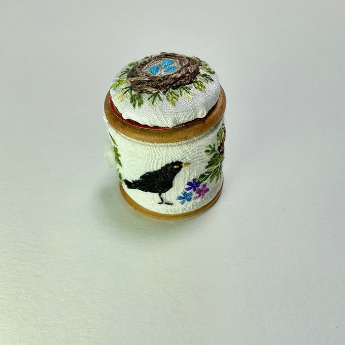 Black bird and Nest cotton reel with button ( LW339)