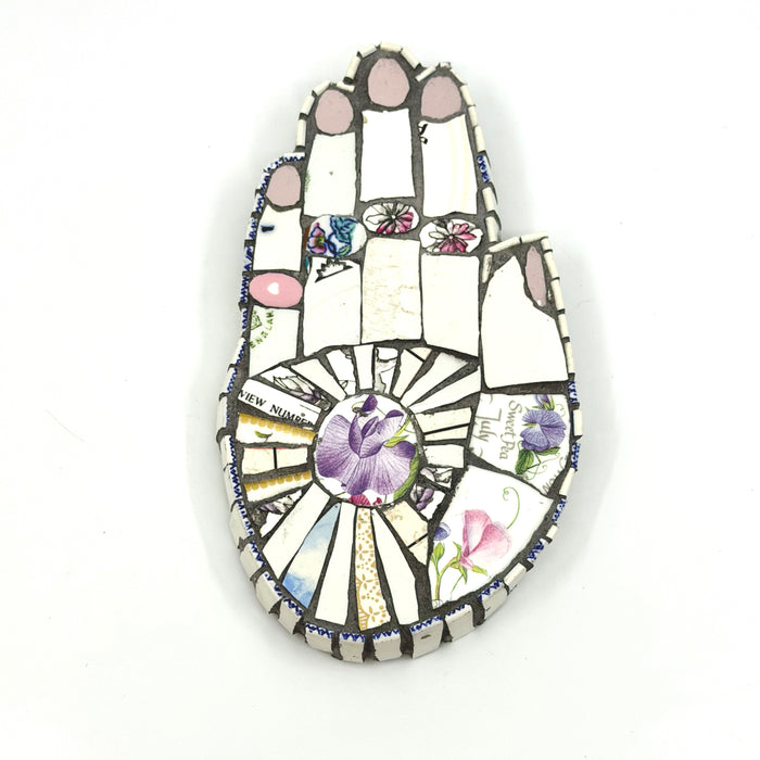 Sweet Pea Hand (CM311)