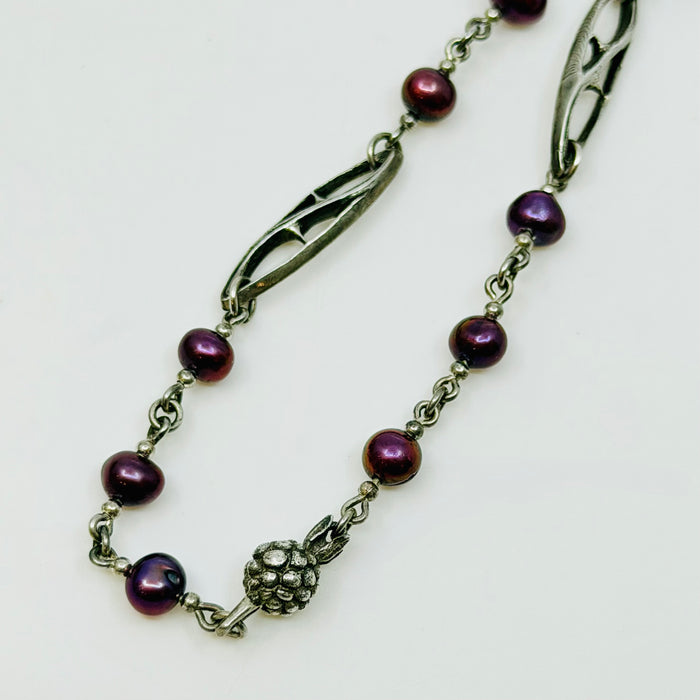 Blackberry necklace (TB33)