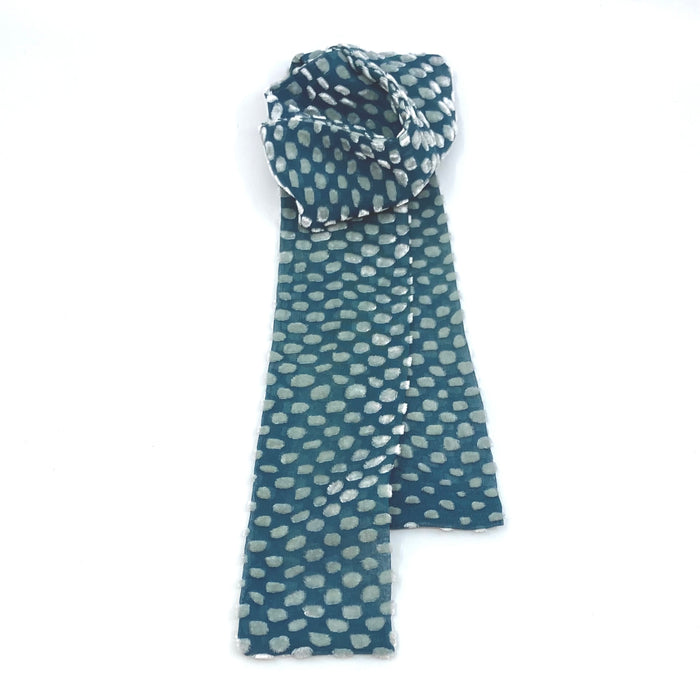 Tiny Tippet, Devore Velvet, Teal (LL07A)