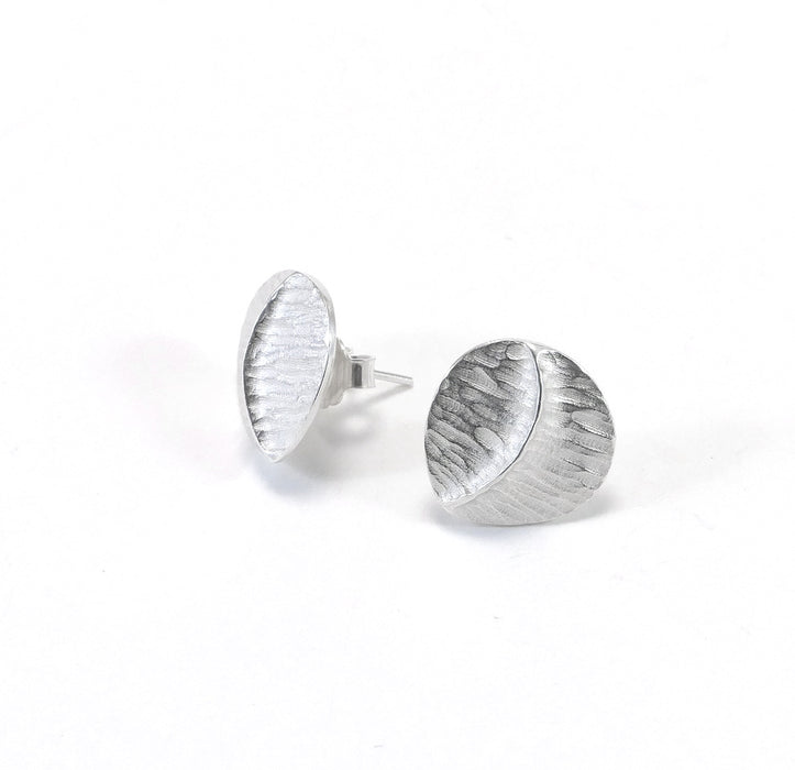 ‘Leaf’ stud earring (FH464A)
