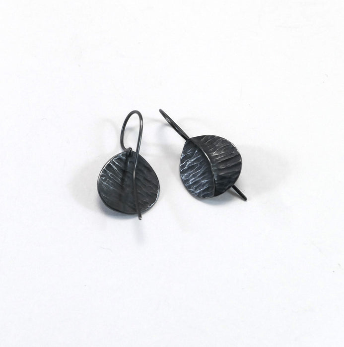 Small leaf oxidised earrings  (FH464E)