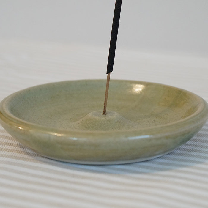Green stoneware incense holder (SJN32B)