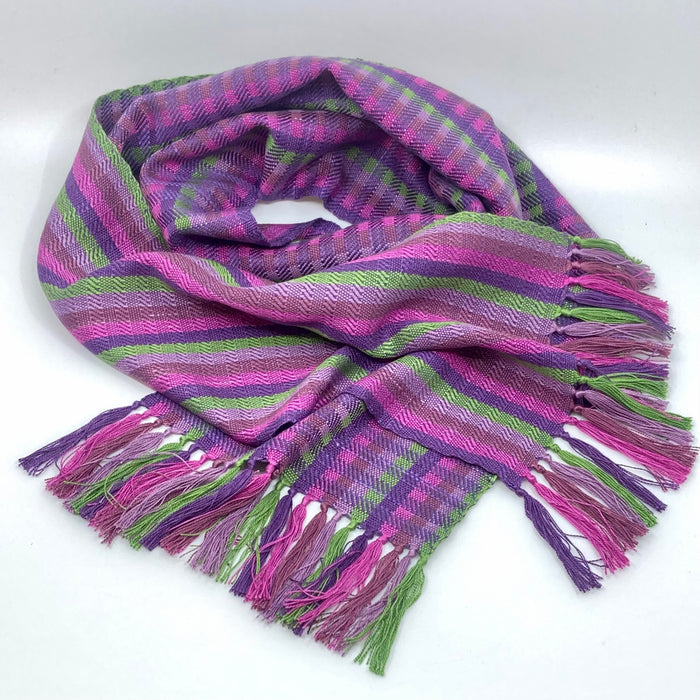 Handwoven silk scarf (SB603)