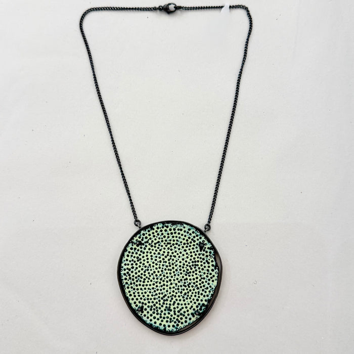 Pistachio 'biscuit' necklace (FH494)