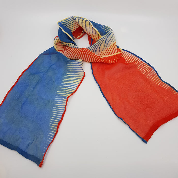 Narrow scarf, blue/red/cream (JB29)