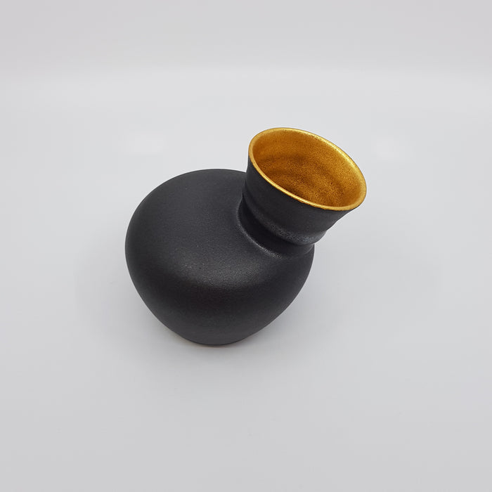 S Gilded Black Speak Vase, porcelain (JD39)