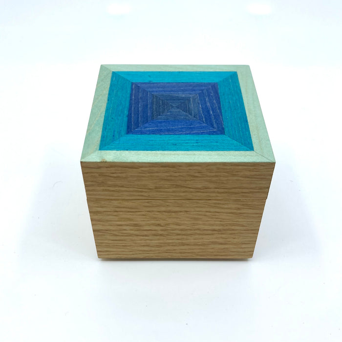 Blue Prism Cube Box (KS48)