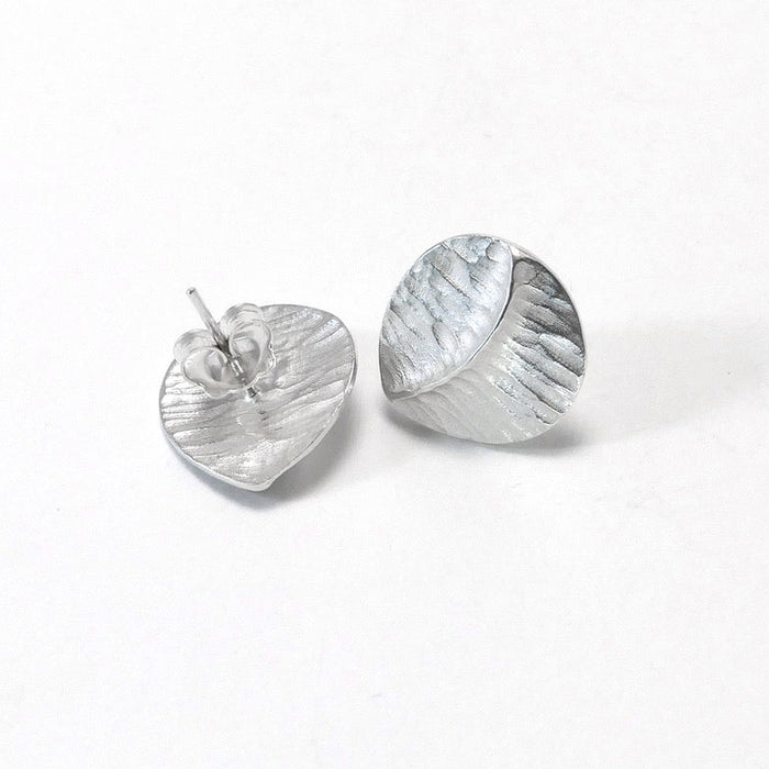 ‘Leaf’ stud earring (FH464A)