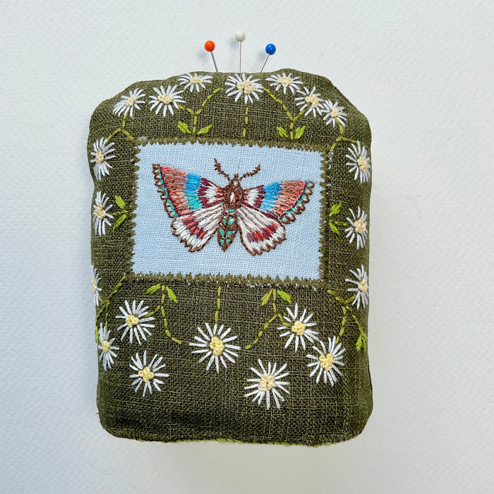 Moth and Daisy pin cushion (LW350)