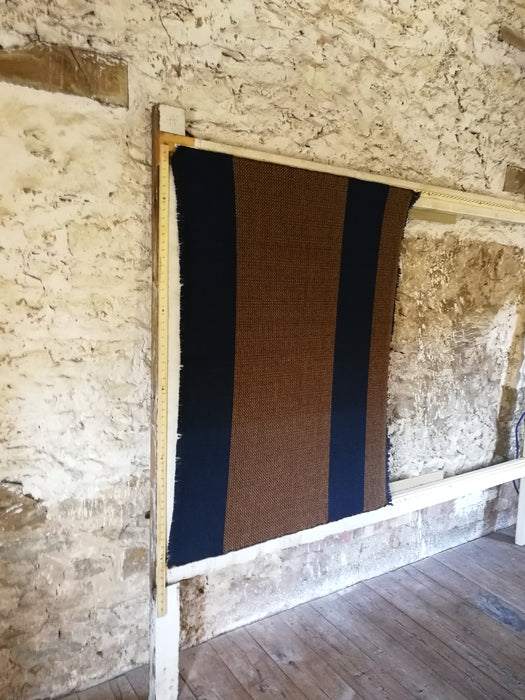 'Midnight' Handwoven Lambswool Small Throw (RW194)