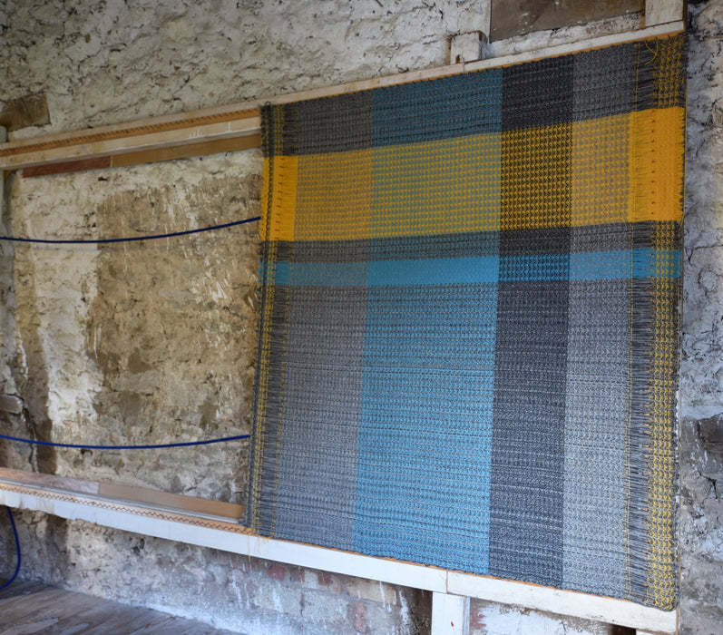 'Lichen' Handwoven Lambswool Small Throw (RW215)