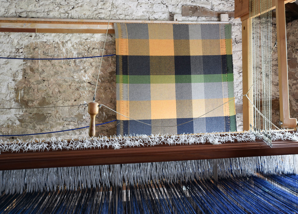 'Porthclais' Handwoven Lambswool Small Throw (RW270)