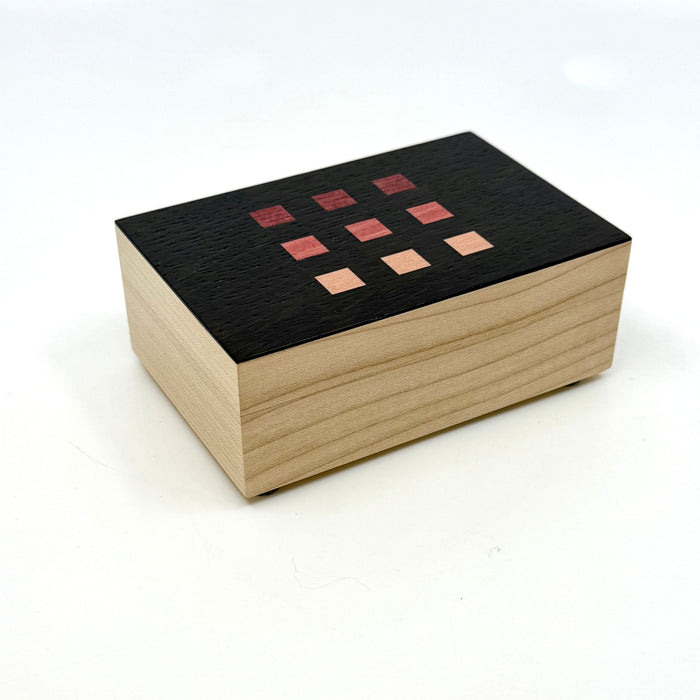 Red Grid Tray Box (KS131)