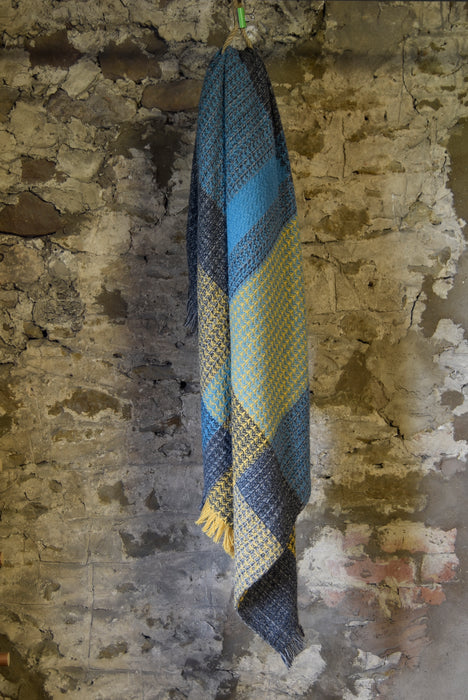 'Lichen' Handwoven Lambswool Small Throw (RW248)