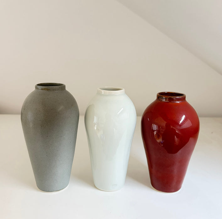 Mini vase, orange-red (RH36)
