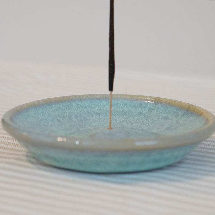 Seafoam stoneware incense holder (SJN32C)