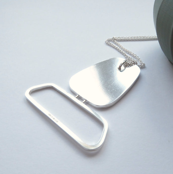 Atomic Wide Pendant chalk/ink (ST344)