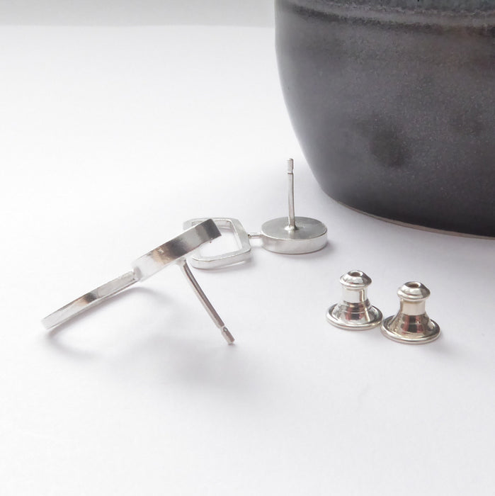 Colourblock Rectangular Studs - red (ST382)