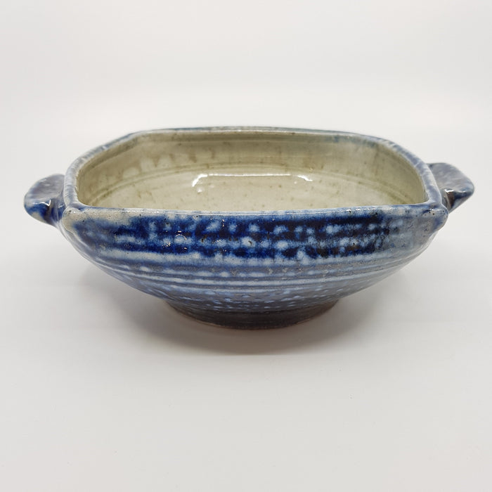 Blue dish with lugged handles (TM180)