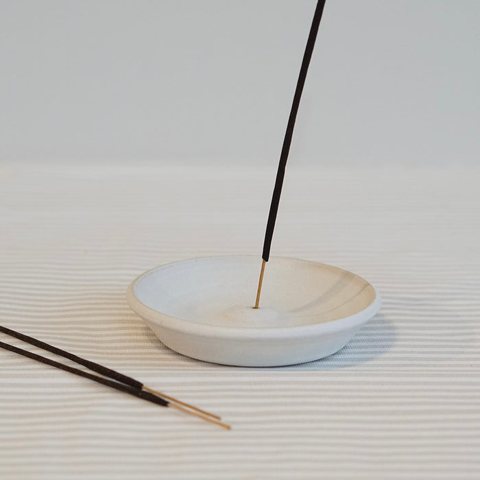 White incense holder (SJN32A)