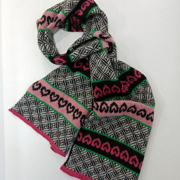Hearts and Checks Scarf (SBR504)