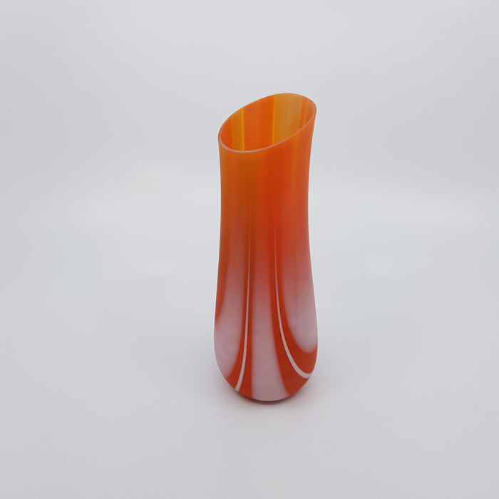 Vessel, orange/white, two lines (BM01)