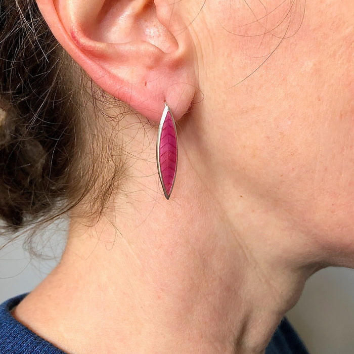 Long 'Leaf' drop earrings, pink (HSL1P)