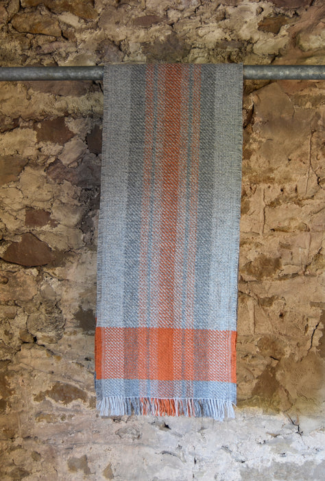 Handwoven merino wool scarf (RW43)