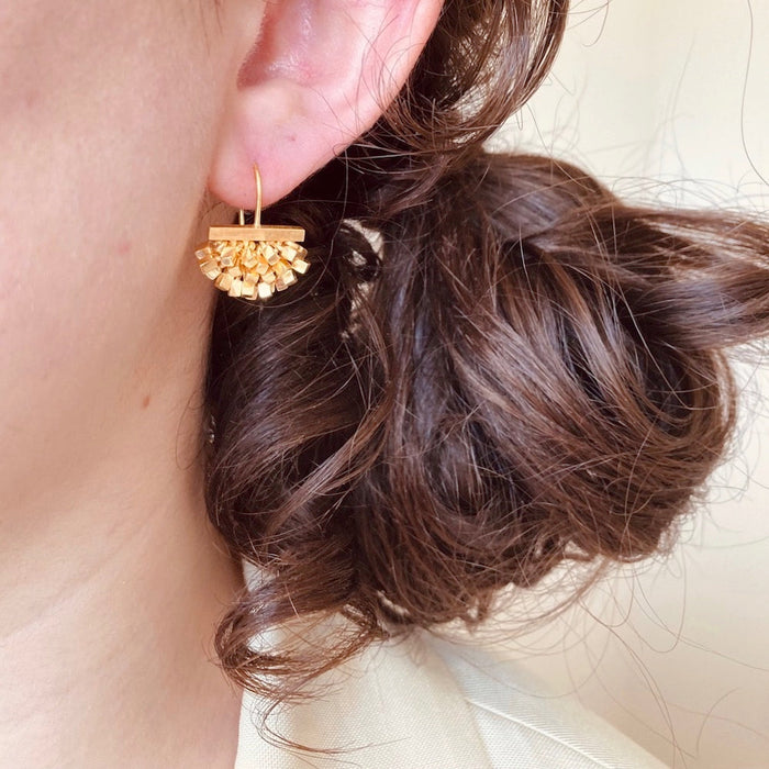 Firecracker earrings, gold plated (SJP099)